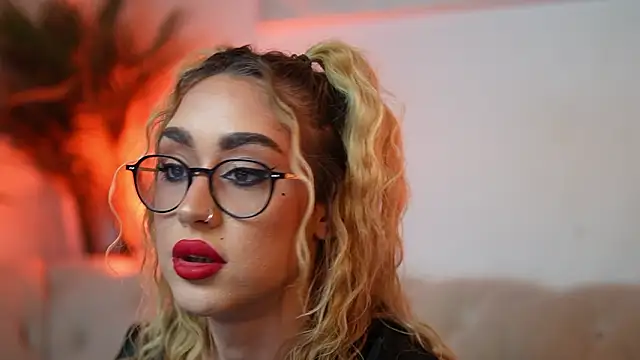 AileenKiss online show from March 9, 9:40 pm