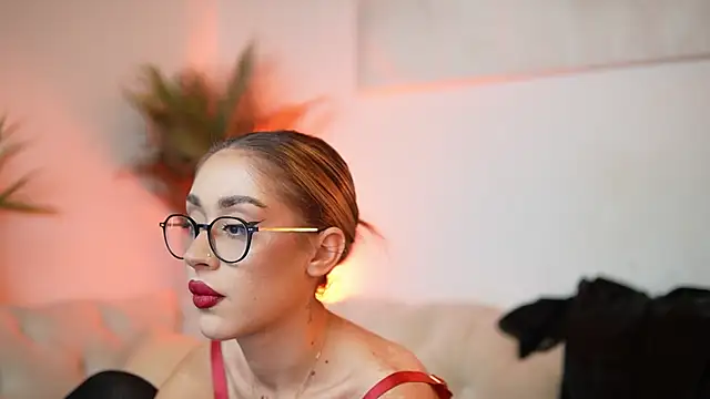 AileenKiss online show from October 29, 7:57 pm