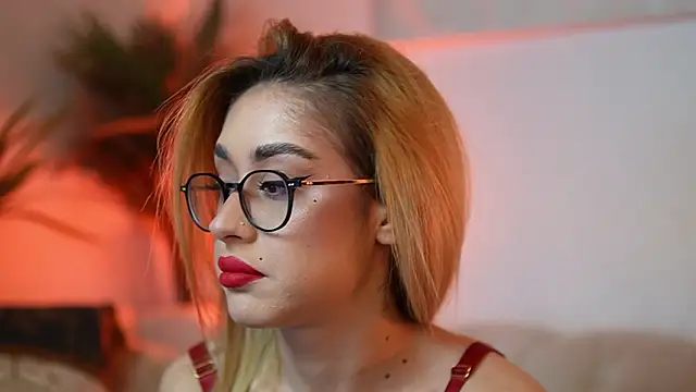 AileenKiss online show from February 19, 10:07 pm