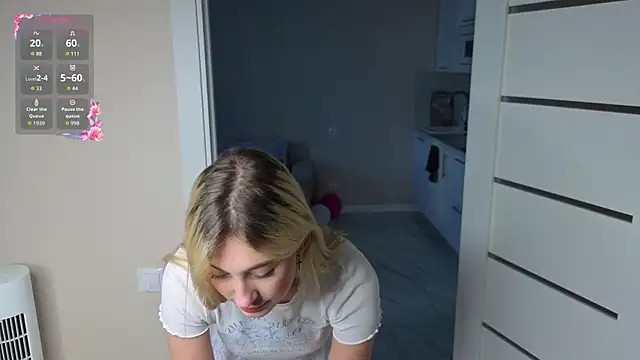 foxy vivi online show from November 23, 11:09 am