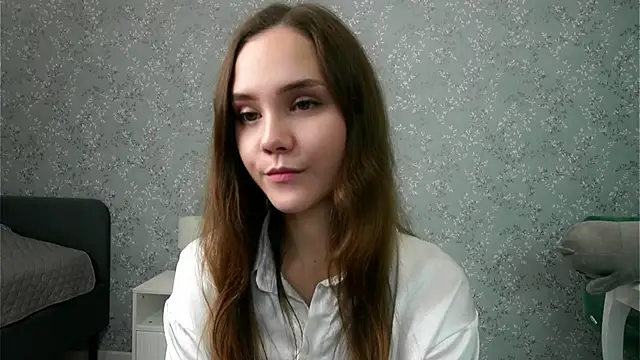 Snapshot of SweetSaraPie chatting on October 4, 7:15 pm SweetSaraPie online show from October 4, 7:15 pm