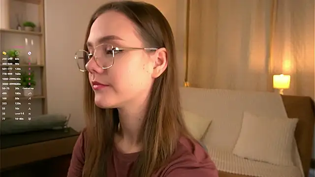 SweetSaraPie online show from February 5, 6:09 am