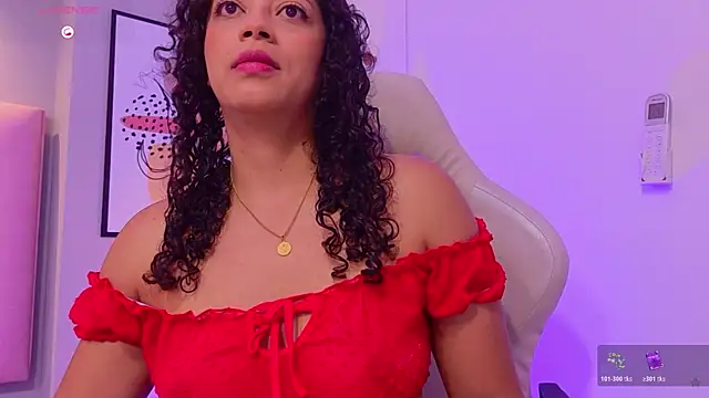 CamilaLevy online show from May 4, 12:19 pm