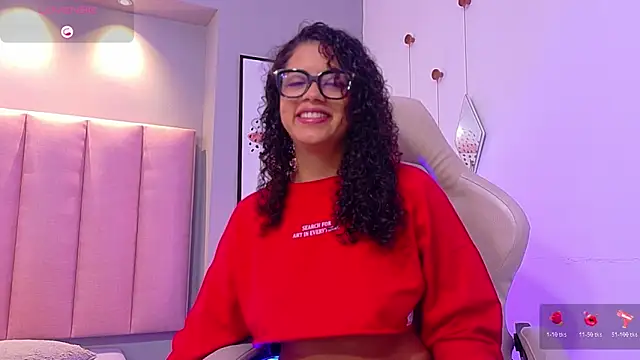 Snapshot of CamilaLevy chatting on November 20, 12:39 pm CamilaLevy online show from November 20, 12:39 pm