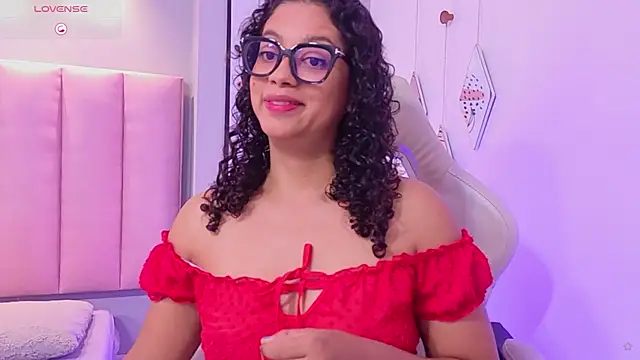 CamilaLevy online show from April 15, 12:21 pm