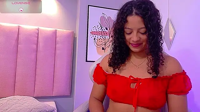 CamilaLevy online show from February 10, 12:37 pm