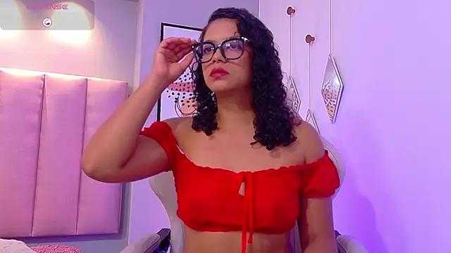 CamilaLevy online show from January 8, 12:44 pm