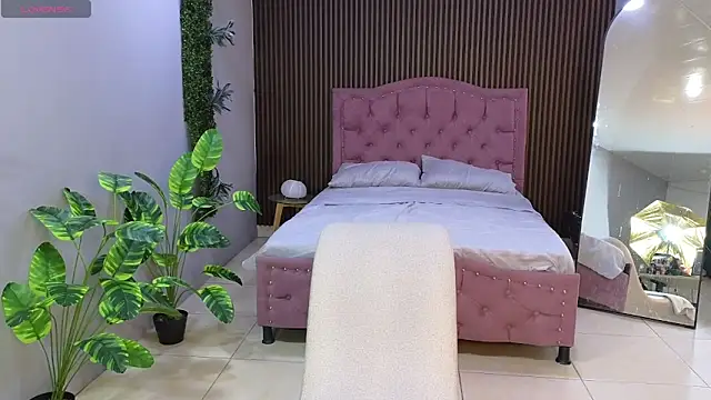 sexengel lisa online show from February 26, 3:45 pm