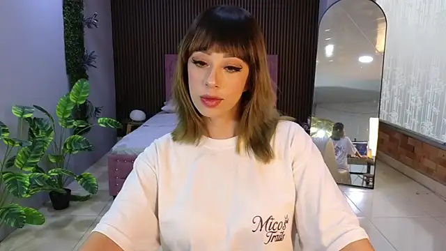 sexengel lisa online show from February 17, 9:01 pm