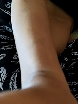 Aditi1996 online show from November 6, 6:01 pm