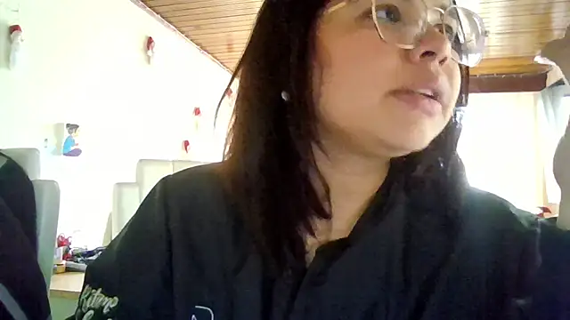 Snapshot of Elfa-Diamond chatting on December 15, 2:12 pm Elfa-Diamond online show from December 15, 2:12 pm