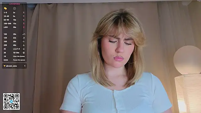 EuniceRaymundo online show from November 18, 6:11 pm