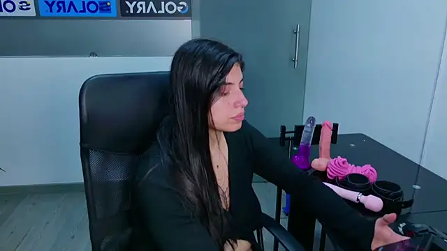 Violetta Swett  online show from November 1, 12:21 pm