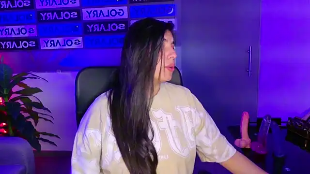 Violetta Swett  online show from October 25, 1:45 pm