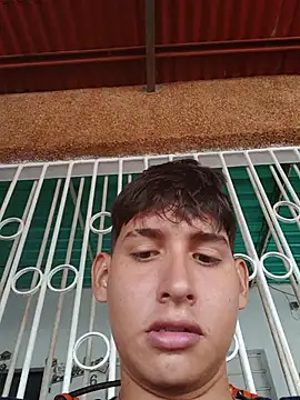 Snapshot of Luisneljc chatting on June 18, 11:04 am Luisneljc online show from June 18, 11:04 am