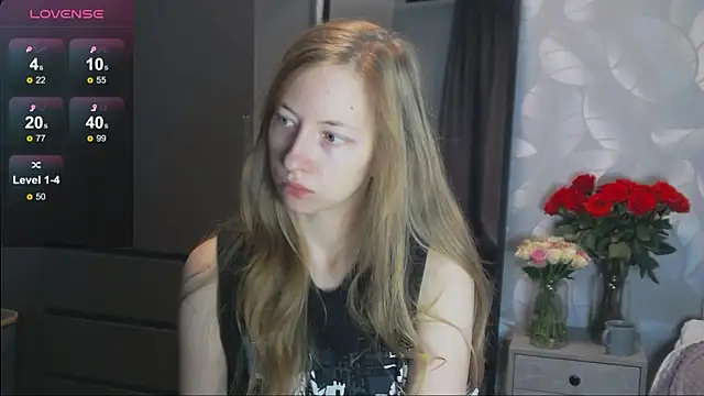 Snapshot of yuki_bloom chatting on October 20, 7:42 am yuki bloom online show from October 20, 7:42 am