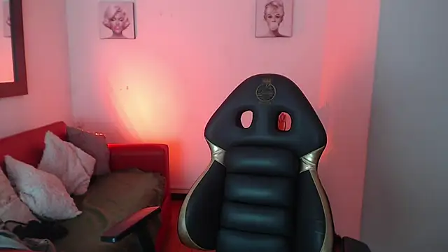 Andy Eagleton 20  online show from April 8, 3:41 am