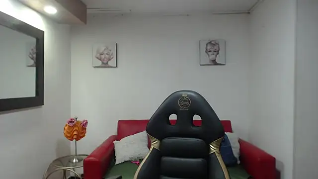 Snapshot of Andy_Eagleton_20_ chatting on June 3, 2:34 am Andy Eagleton 20 online show from June 3, 2:34 am