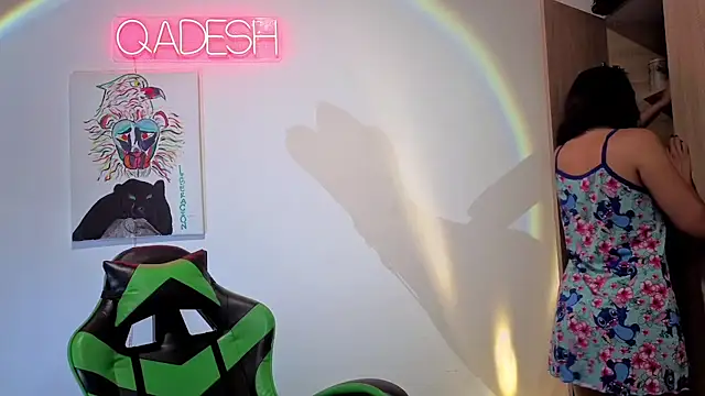 Qadeshoficial online show from November 21, 9:14 pm