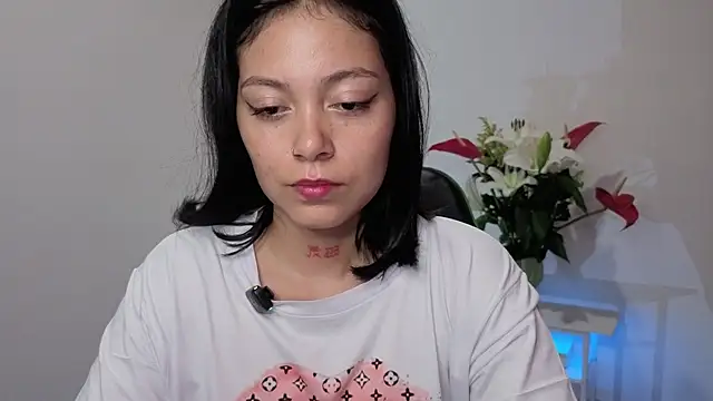 Qadeshoficial online show from April 16, 7:47 pm