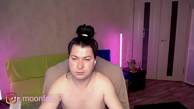 micromouse mo online show from May 8, 1:53 am