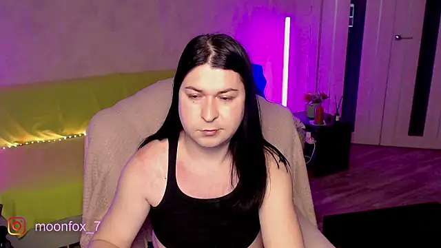 micromouse mo online show from February 11, 9:25 pm