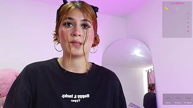 SoofiKiss online show from November 26, 7:36 pm