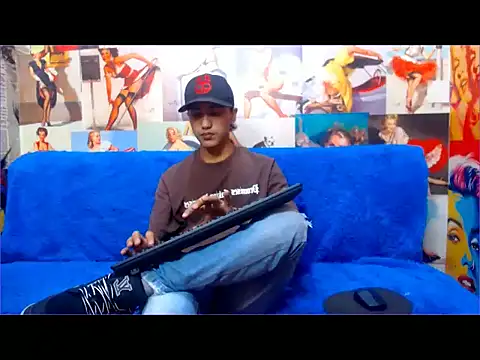 Snapshot of dazo_vnzl12 chatting on November 25, 1:22 pm dazo vnzl12 online show from November 25, 1:22 pm