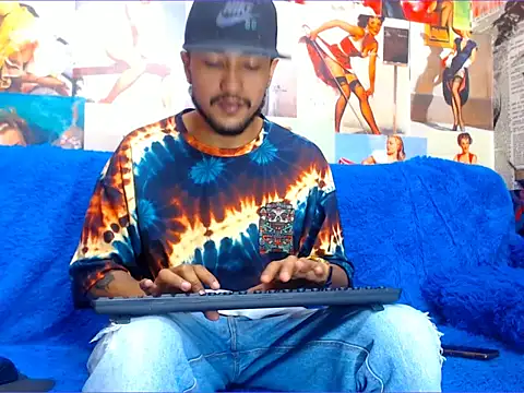dazo vnzl12 online show from October 18, 1:35 pm