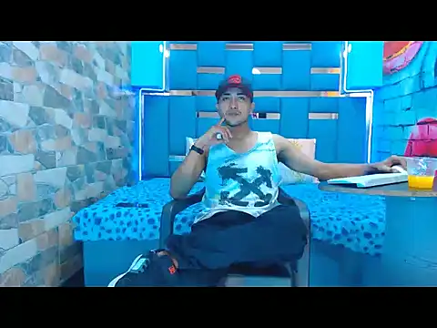 Snapshot of dazo_vnzl12 chatting on October 26, 6:30 pm dazo vnzl12 online show from October 26, 6:30 pm