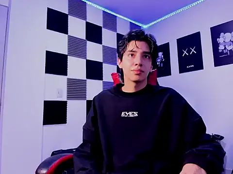 jeycobb online show from October 17, 11:56 am