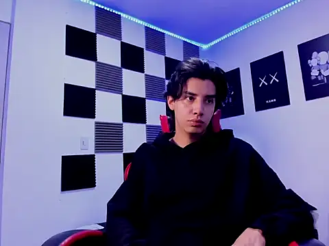 jeycobb online show from December 17, 11:59 am