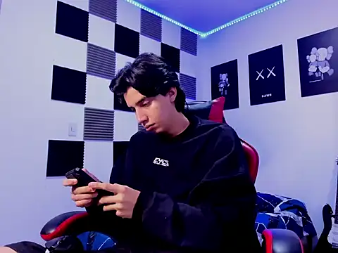 jeycobb online show from December 3, 12:04 pm