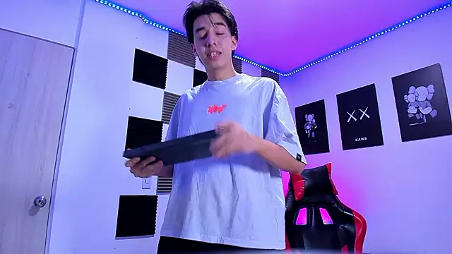 jeycobb online show from March 21, 1:18 am