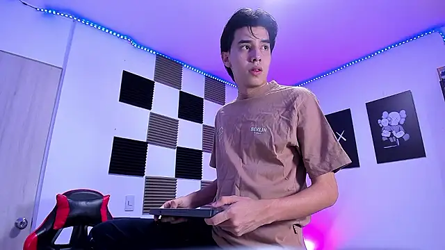 jeycobb online show from March 23, 1:17 am