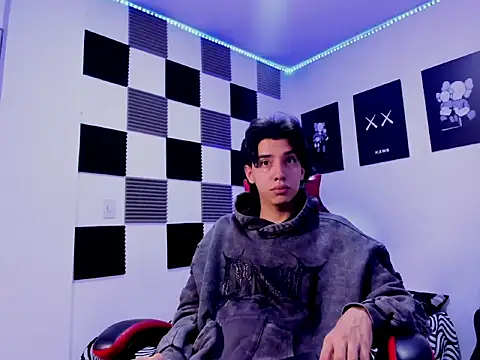 jeycobb online show from January 11, 11:17 am