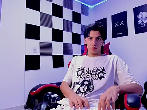 jeycobb online show from January 17, 11:25 am