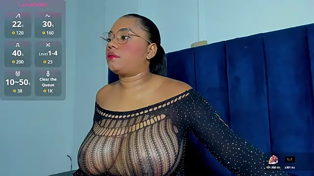 Ahilyn online show from November 8, 7:28 pm