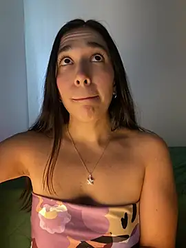 SabrinaEvanss  online show from March 18, 9:04 pm