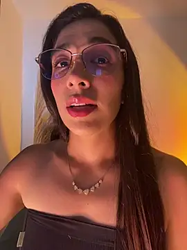 Snapshot of SabrinaEvanss_ chatting on June 12, 10:07 pm SabrinaEvanss online show from June 12, 10:07 pm