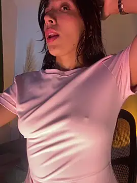 Snapshot of SabrinaEvanss_ chatting on June 16, 7:36 pm SabrinaEvanss online show from June 16, 7:36 pm