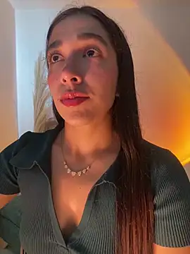 Snapshot of SabrinaEvanss_ chatting on June 11, 7:00 pm SabrinaEvanss online show from June 11, 7:00 pm