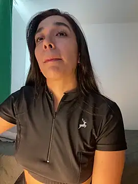 SabrinaEvanss  online show from March 31, 8:11 pm