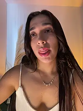 Snapshot of SabrinaEvanss_ chatting on July 11, 9:15 pm SabrinaEvanss online show from July 11, 9:15 pm