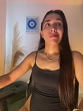 Snapshot of SabrinaEvanss_ chatting on June 26, 8:03 pm SabrinaEvanss online show from June 26, 8:03 pm