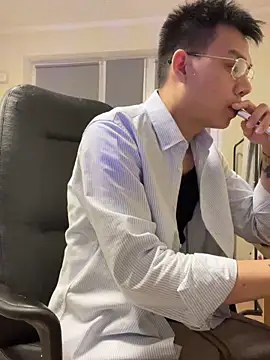 latava online show from November 26, 4:29 pm