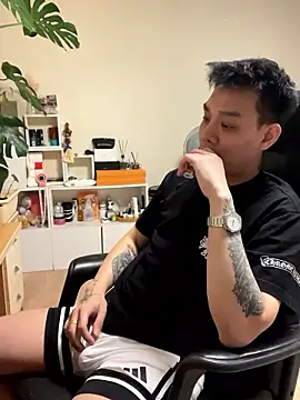 latava online show from November 1, 6:46 pm