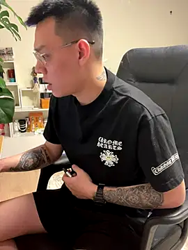 latava online show from December 4, 4:39 pm