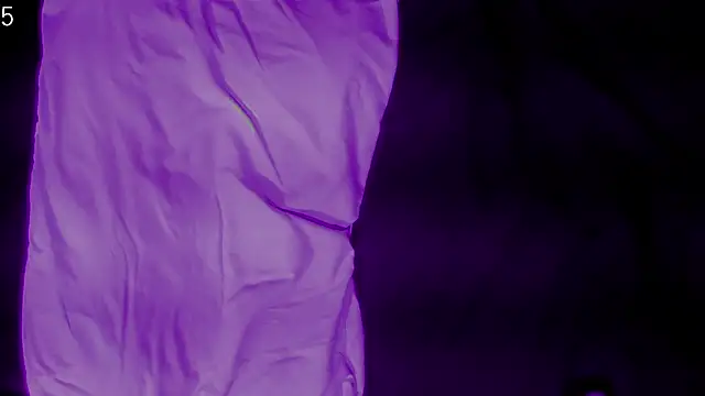 Snapshot of Moonless_Joy chatting on October 30, 12:09 am Moonless Joy online show from October 30, 12:09 am