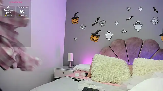 Lalitaswwet online show from October 29, 12:26 pm